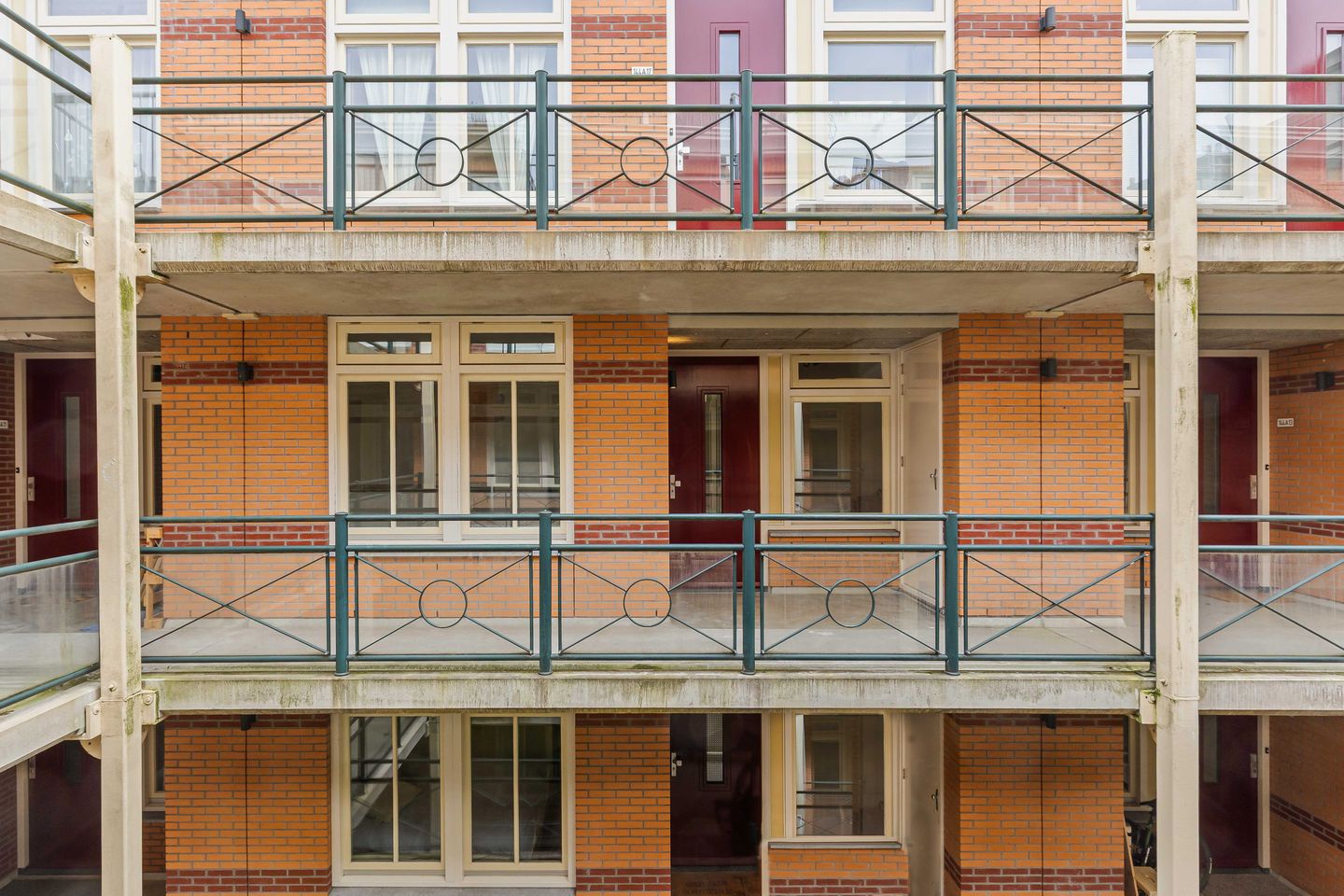 Photo 5 of Rustenburgerstraat 144-A12