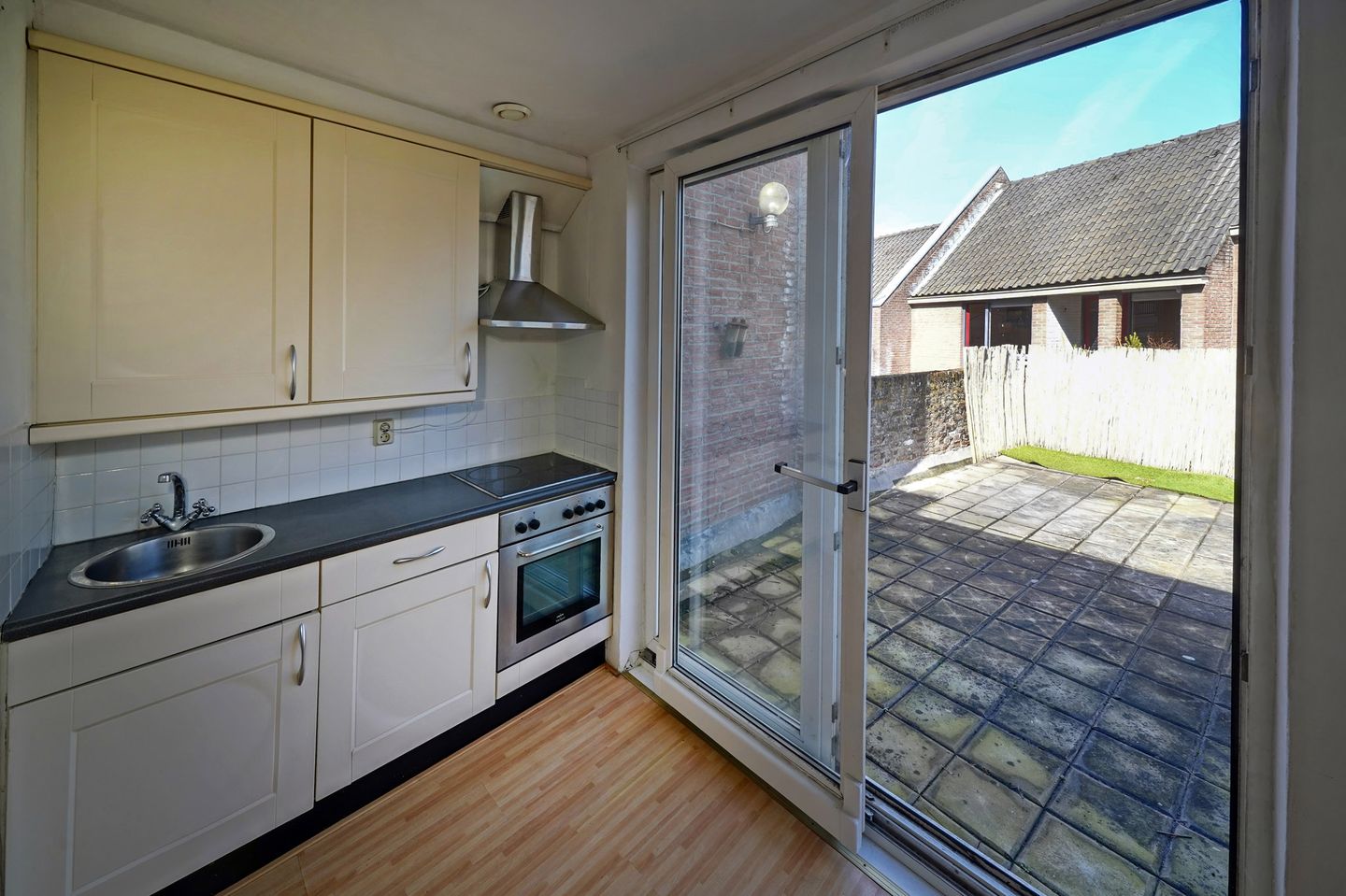 Monumental Townhouse in Historic Jekerkwartier — 20