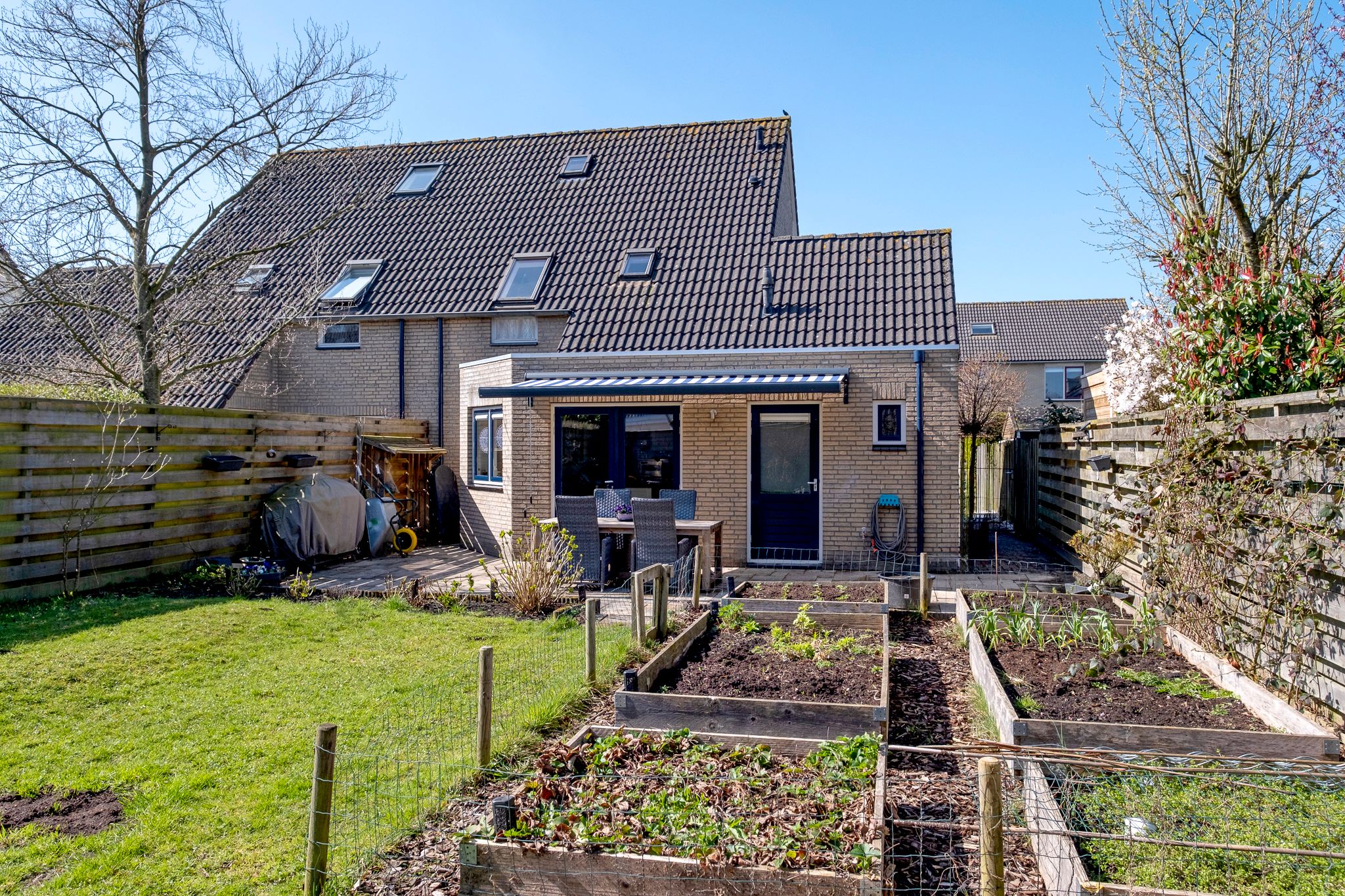 Photo 33 of Walakker 8