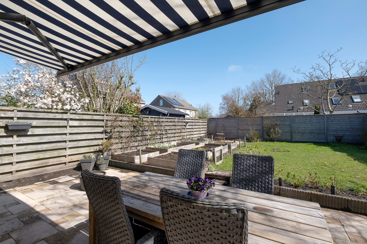 Photo 34 of Walakker 8