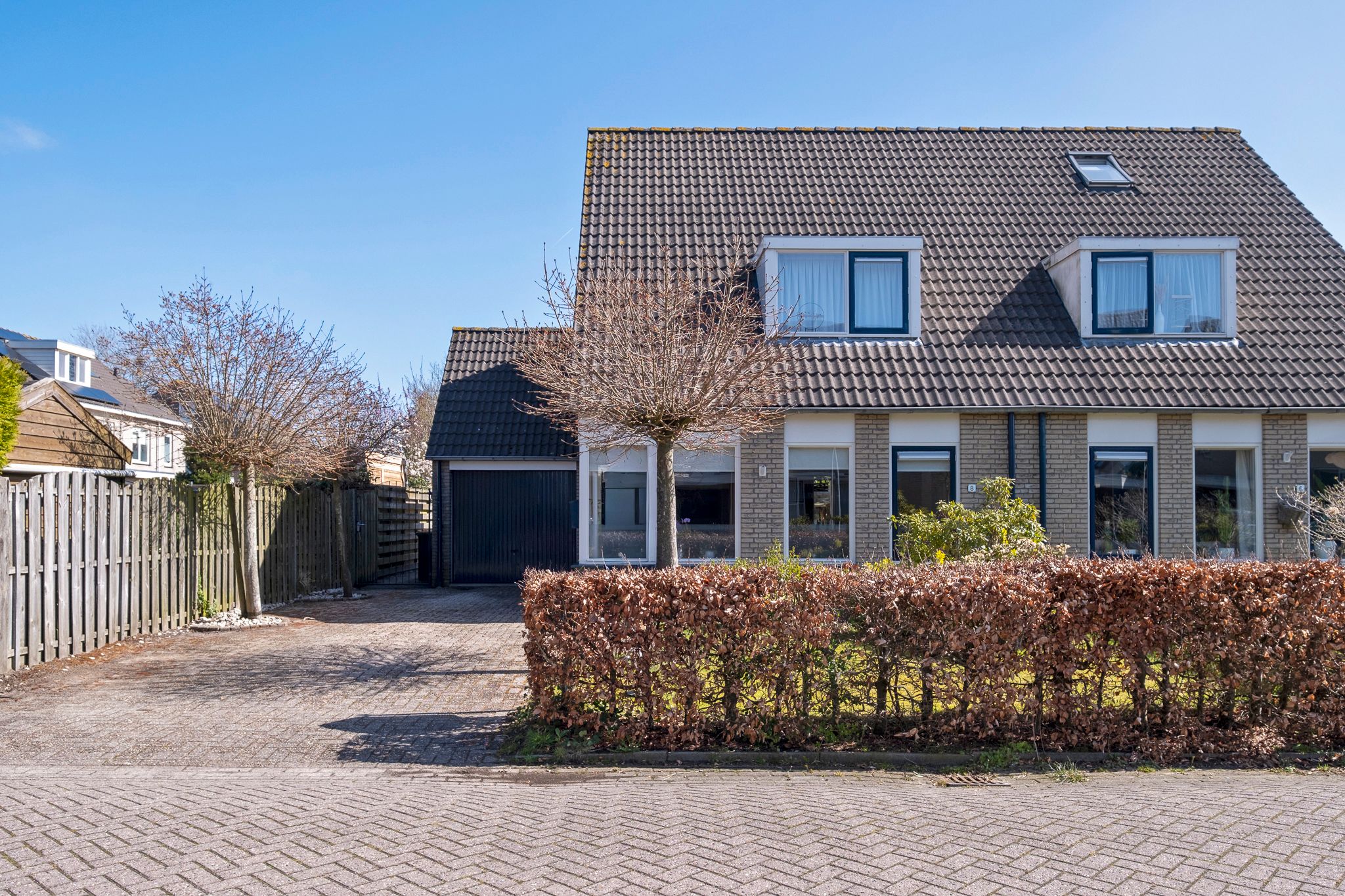 Photo 39 of Walakker 8