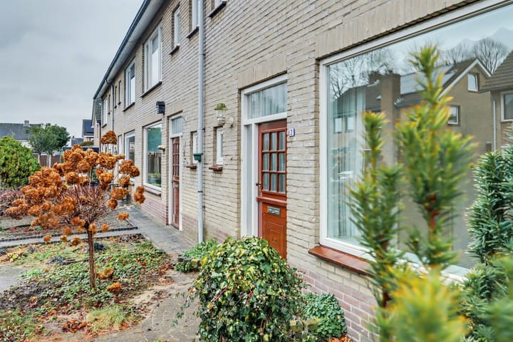 Photo 2 of Prinsenstraat 2