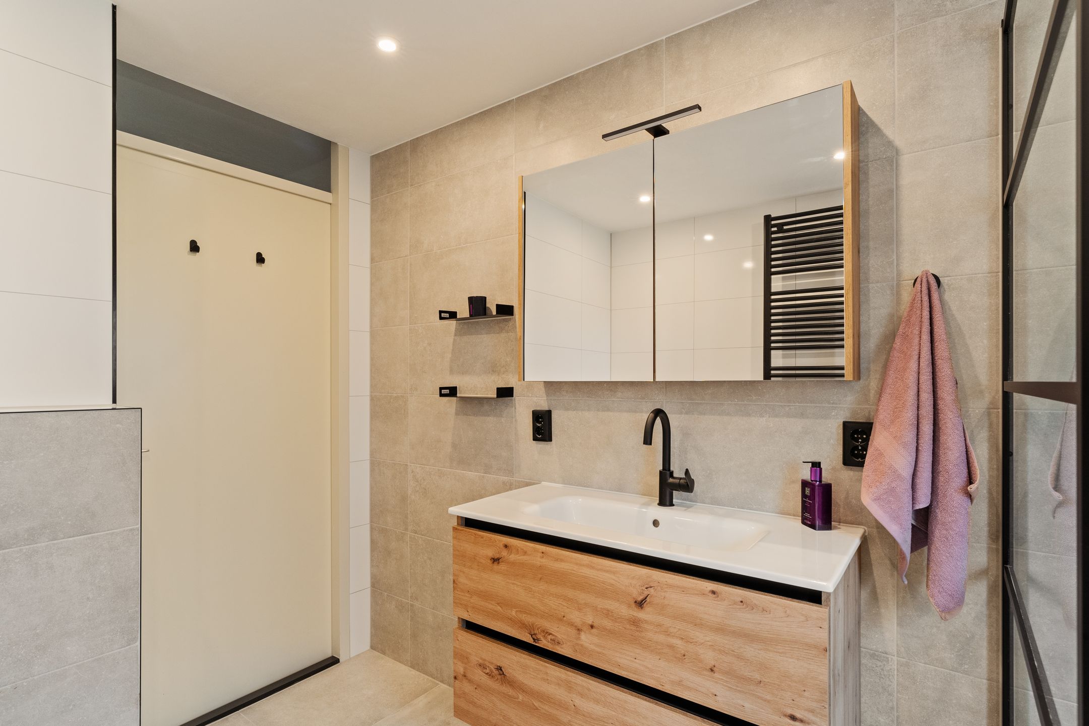 Foto 27 van Carel Willinksingel 284