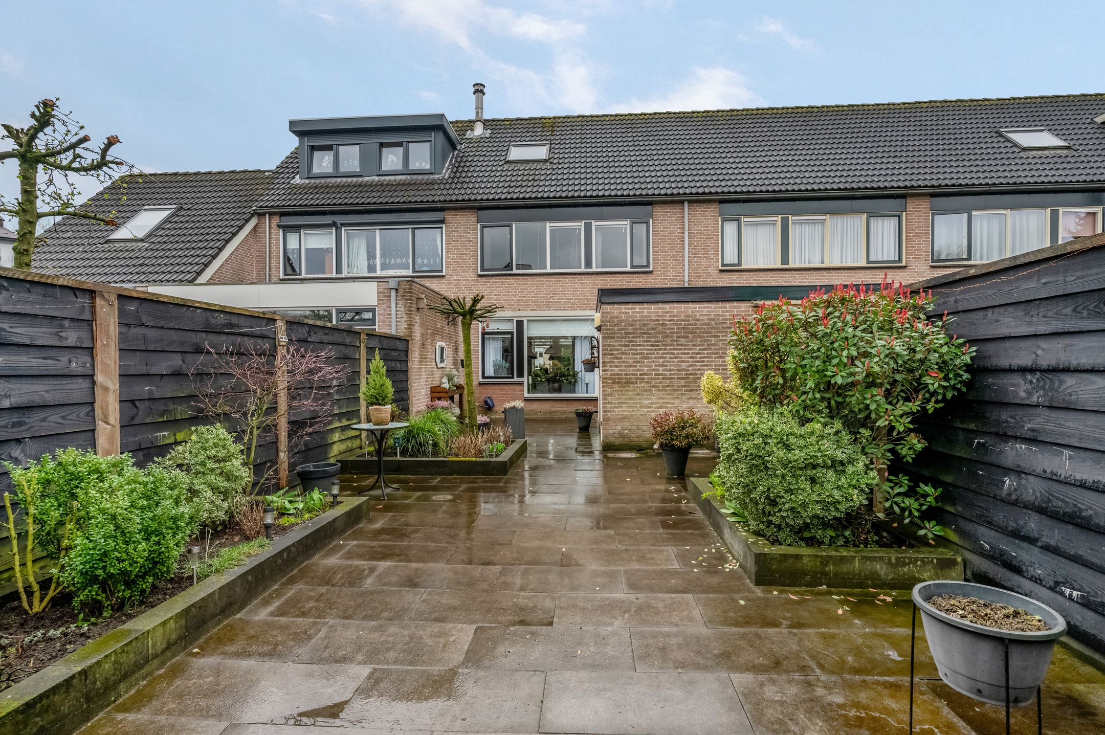 Photo 39 of Lange Voren 77