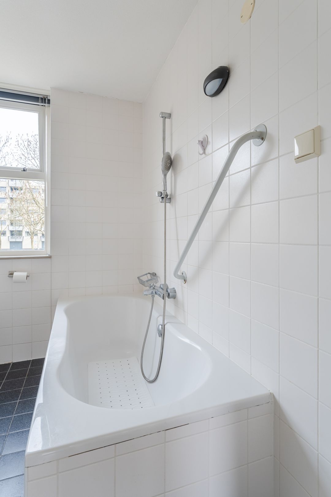 Photo 26 of Garietstraat 5