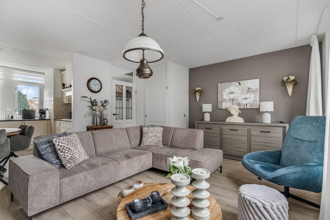 Photo 16 of Lange Voren 77