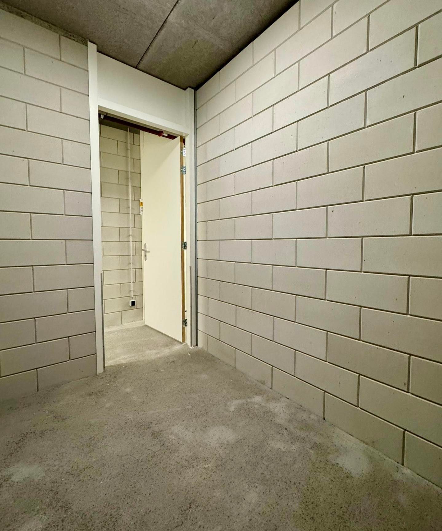 Foto 27 van Hoola van Nootenstraat 281