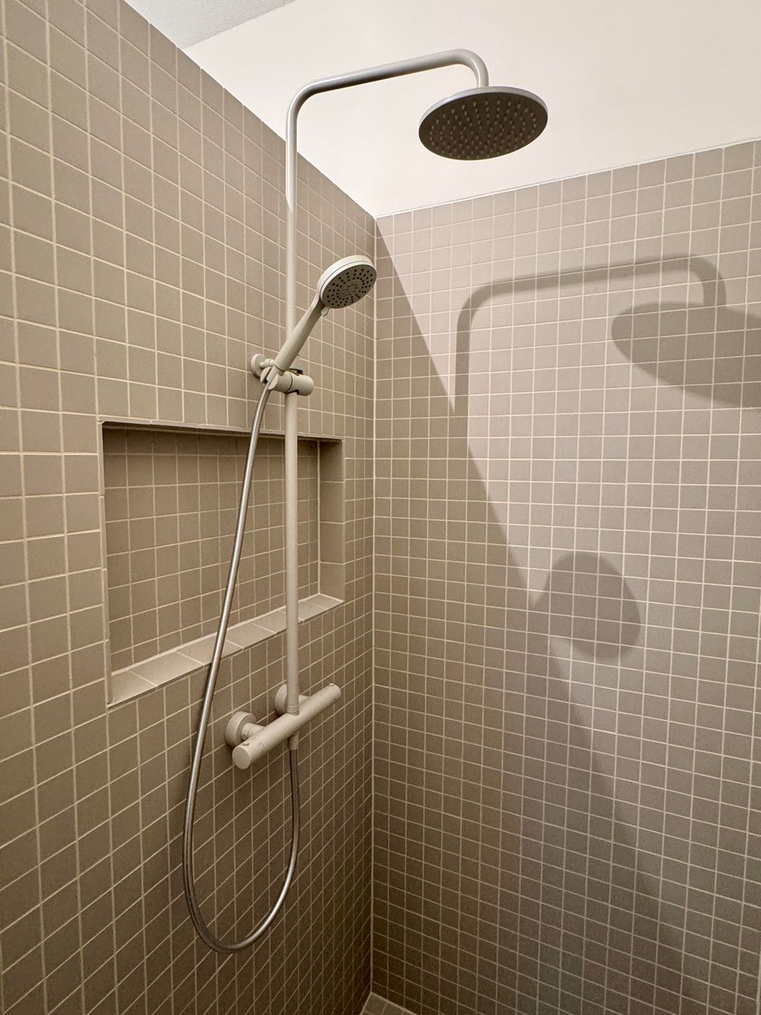 Foto 22 van Hoola van Nootenstraat 281