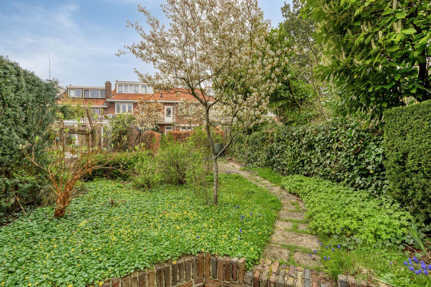 Photo 4 of Guido Gezellestraat 17