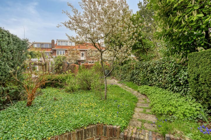 Photo 4 of Guido Gezellestraat 17