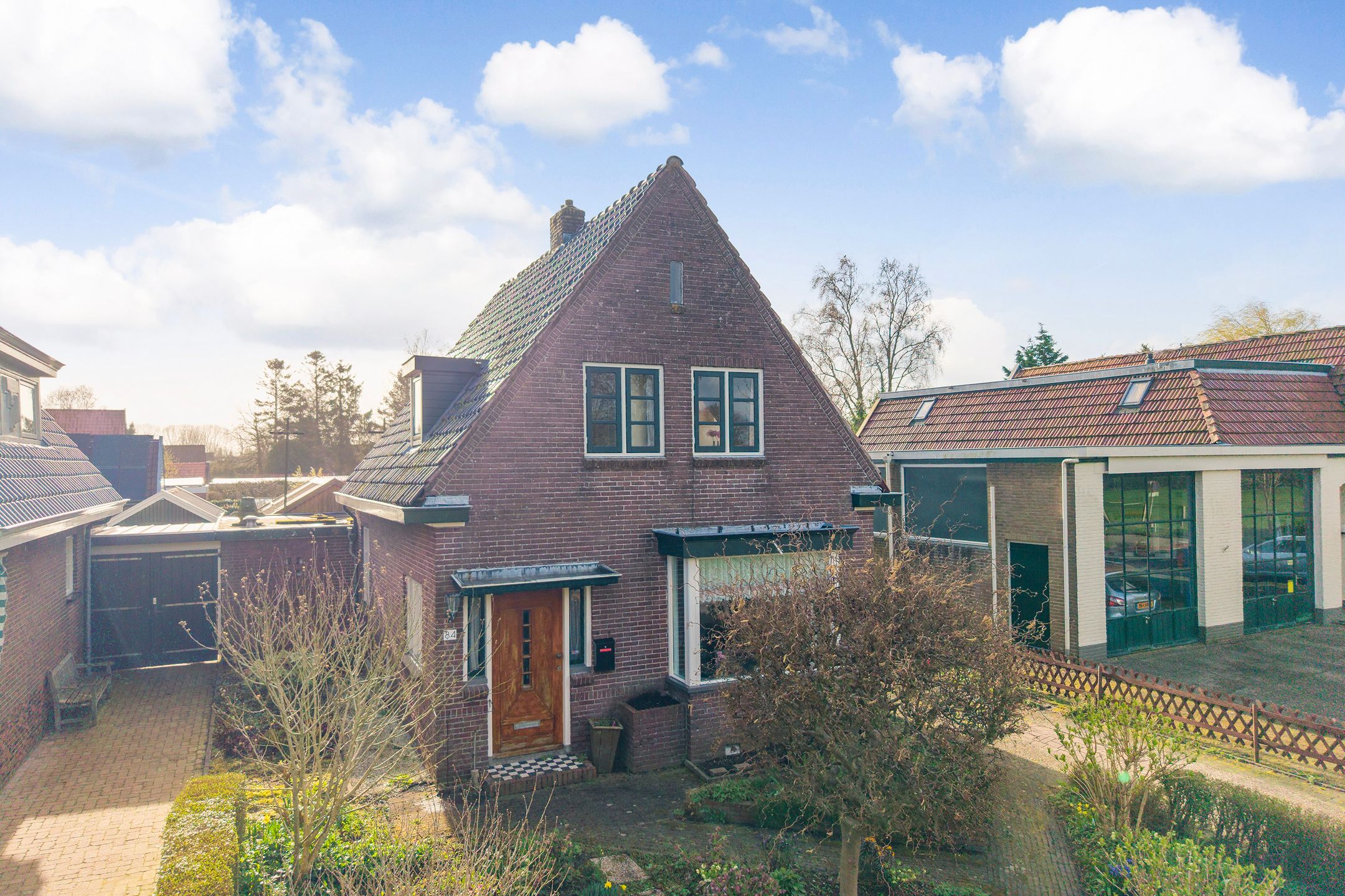 Photo 9 of Hearewei 84