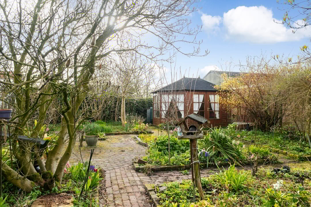 Photo 38 of Hearewei 84