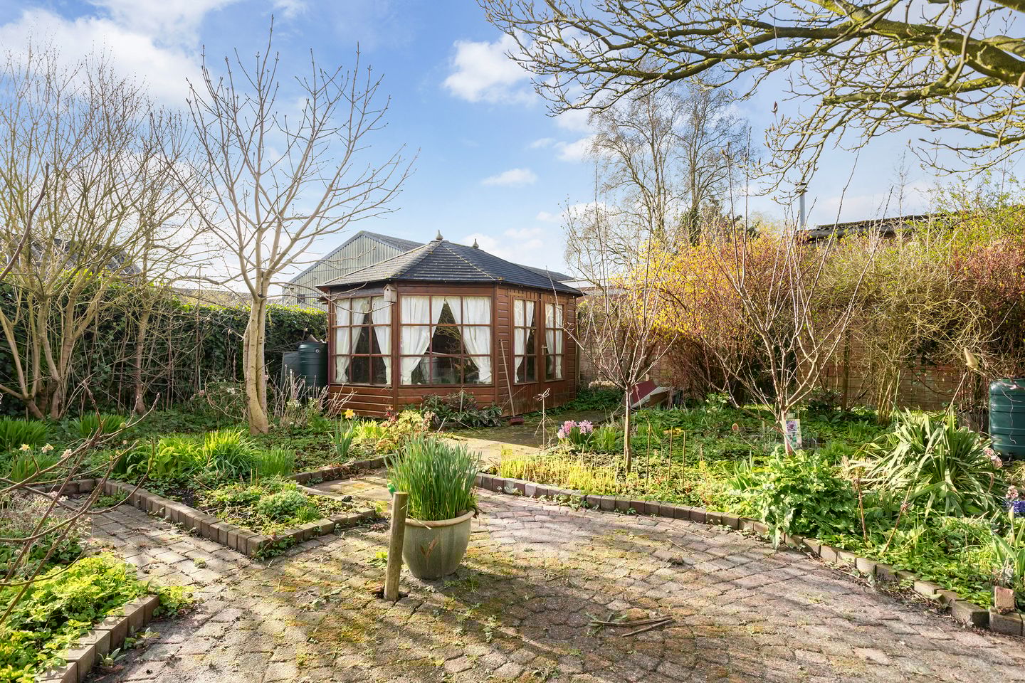 Photo 35 of Hearewei 84