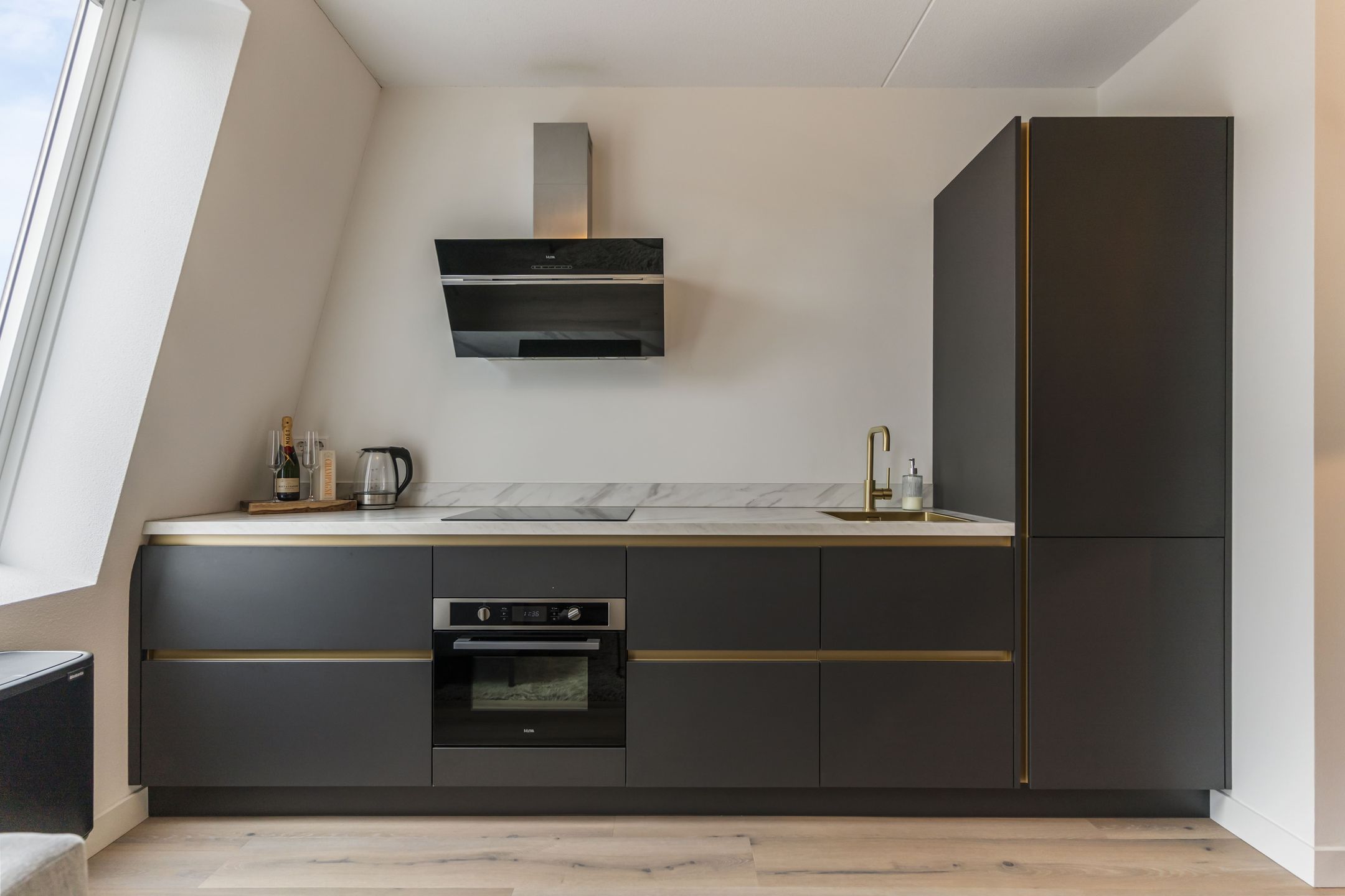 Foto 3 van Onderlangs 30-H