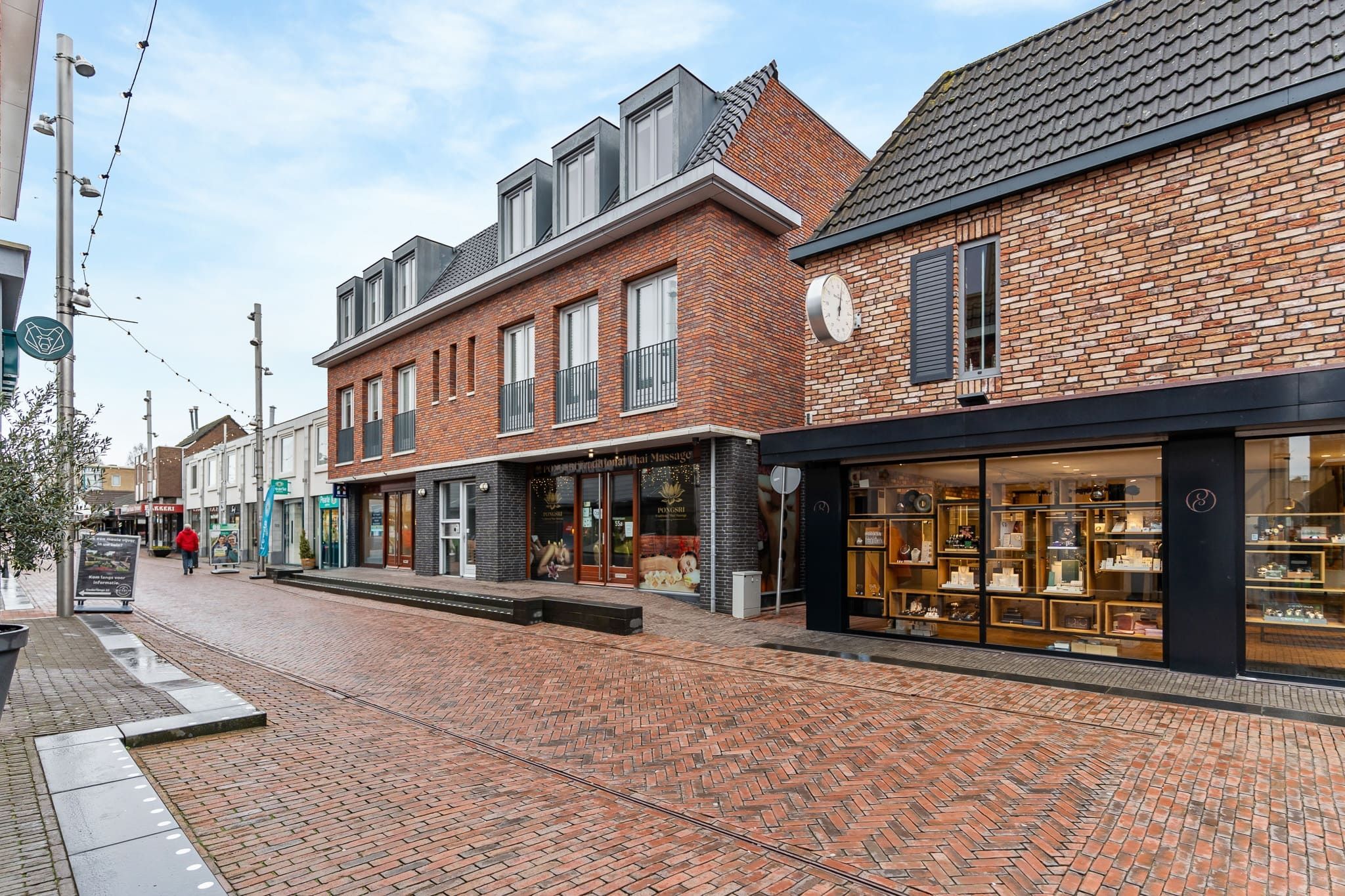 Foto 30 van Onderlangs 30-H