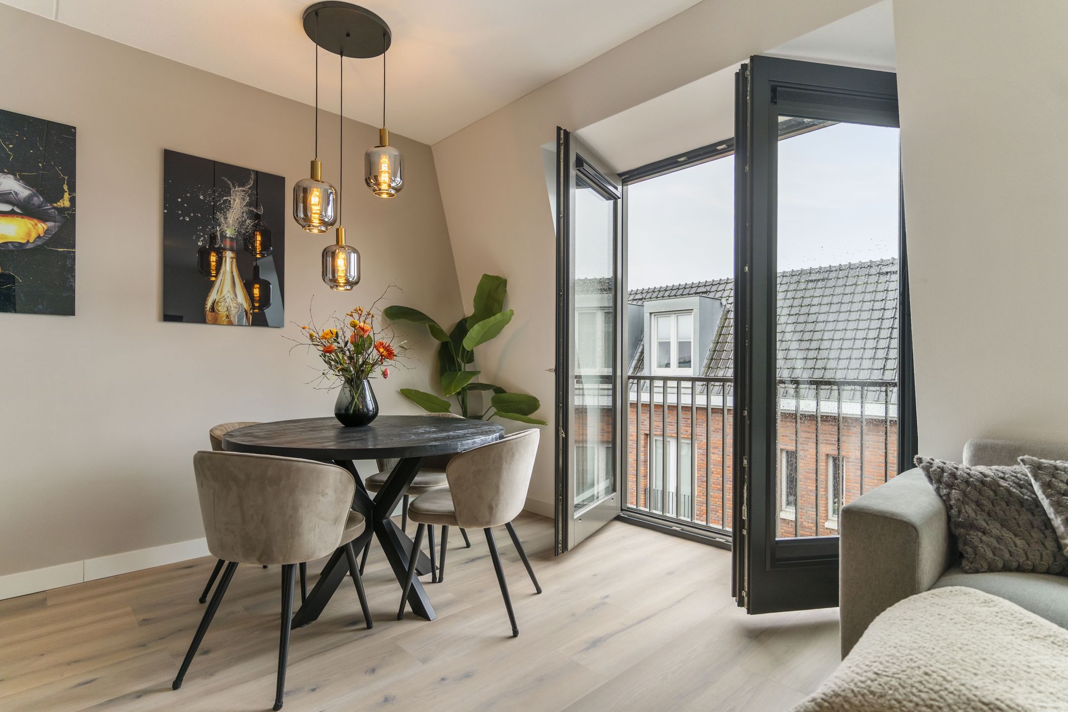 Foto 15 van Onderlangs 30-H