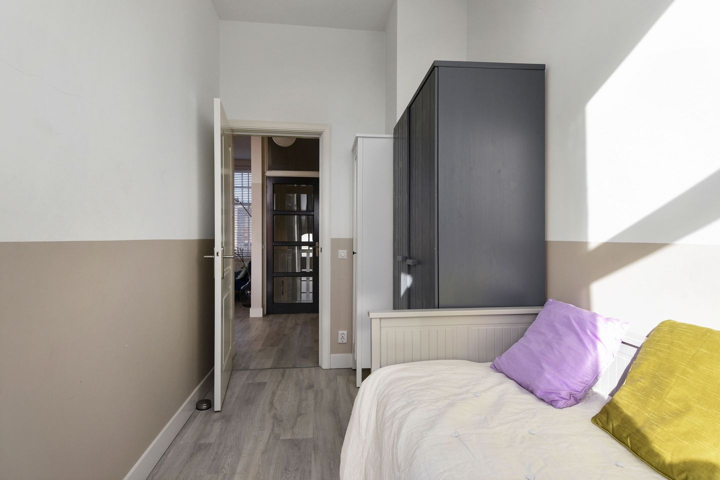 Foto 25 van Douzastraat 34