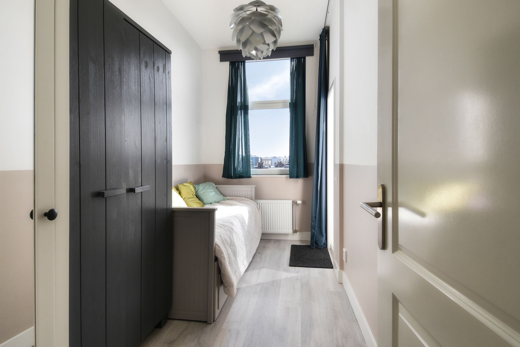 Foto 24 van Douzastraat 34