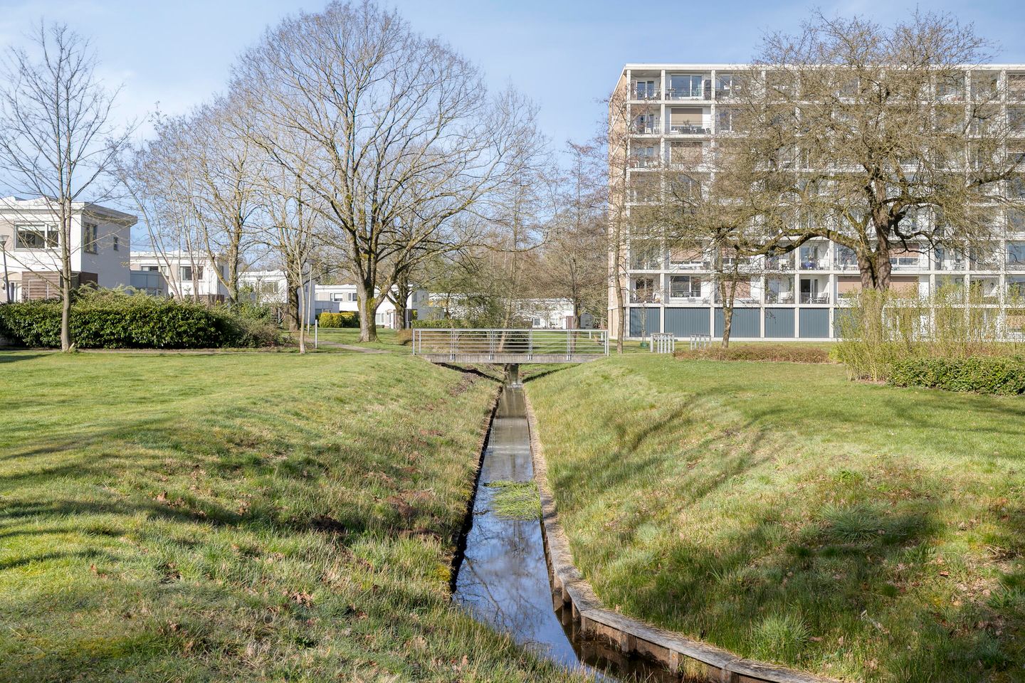 Photo 34 of Voltastraat 3