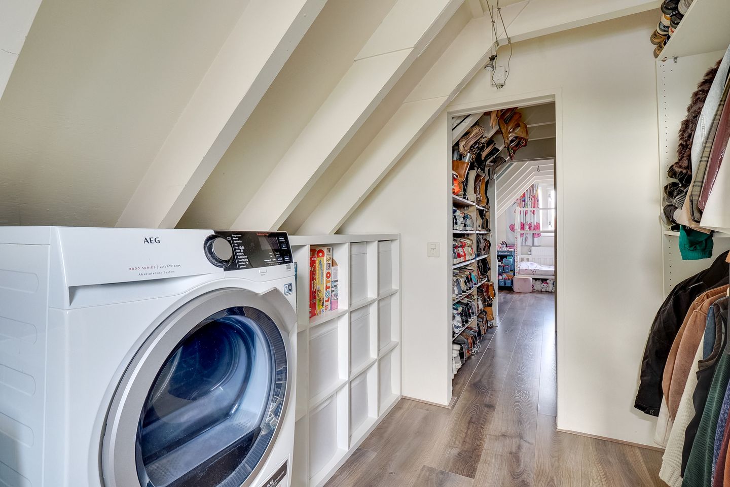 Foto 40 van Graaf Leopoldlaan 13