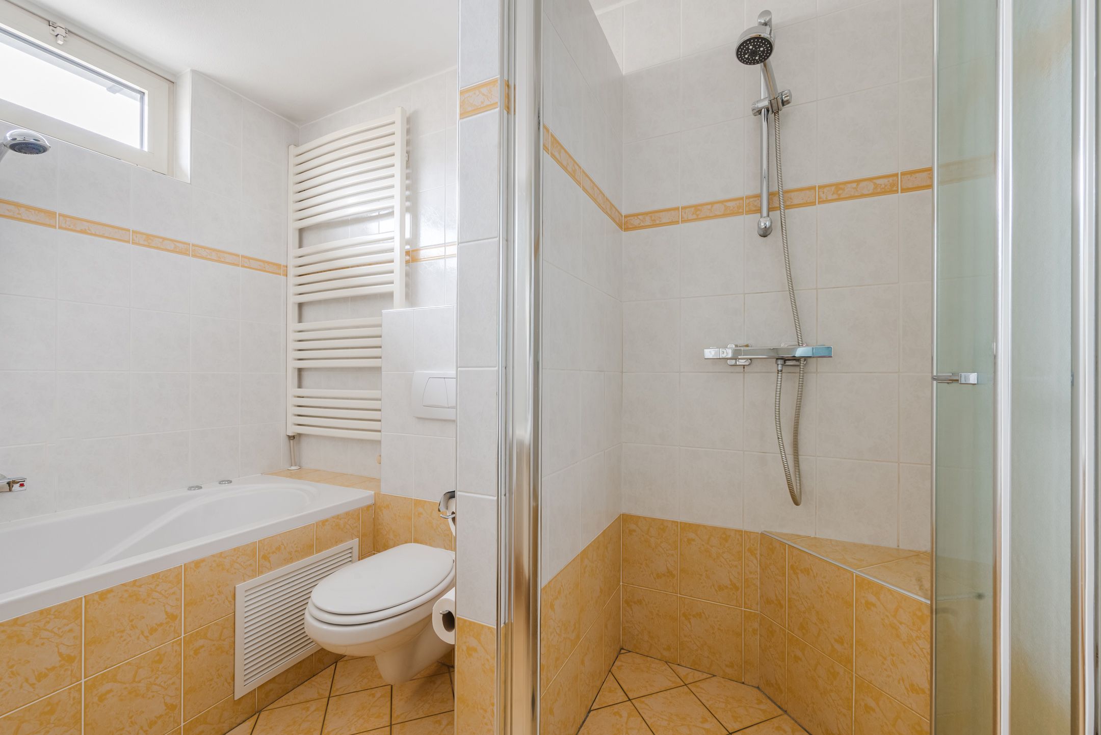 Foto 21 van Imkerwei 3