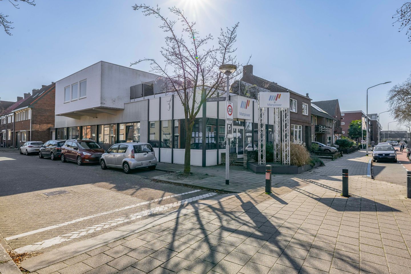 Bekijk foto 4 van Emmastraat 49