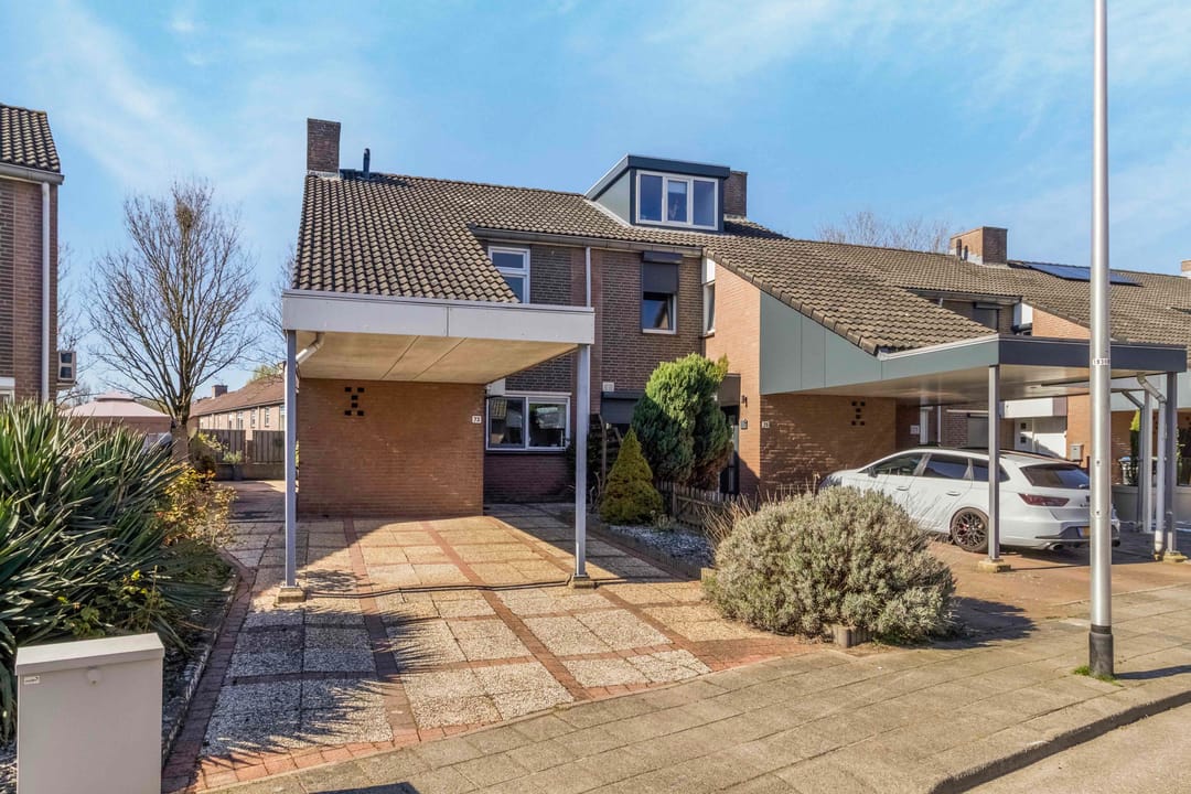 Foto 2 van Carboonstraat 73