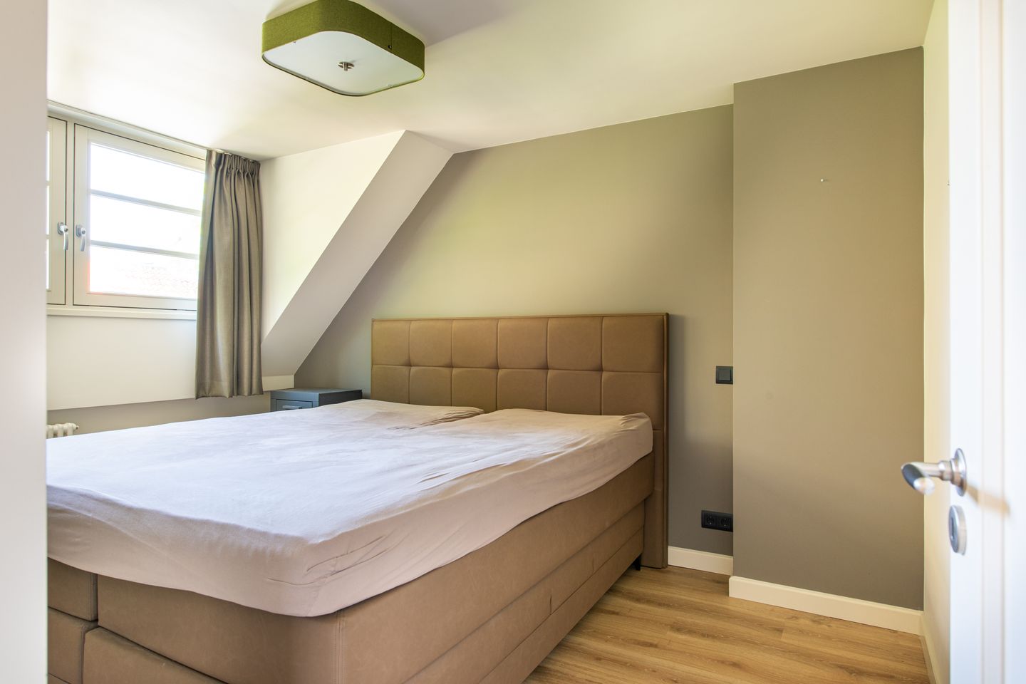 Foto 35 van Rozenlaan 9