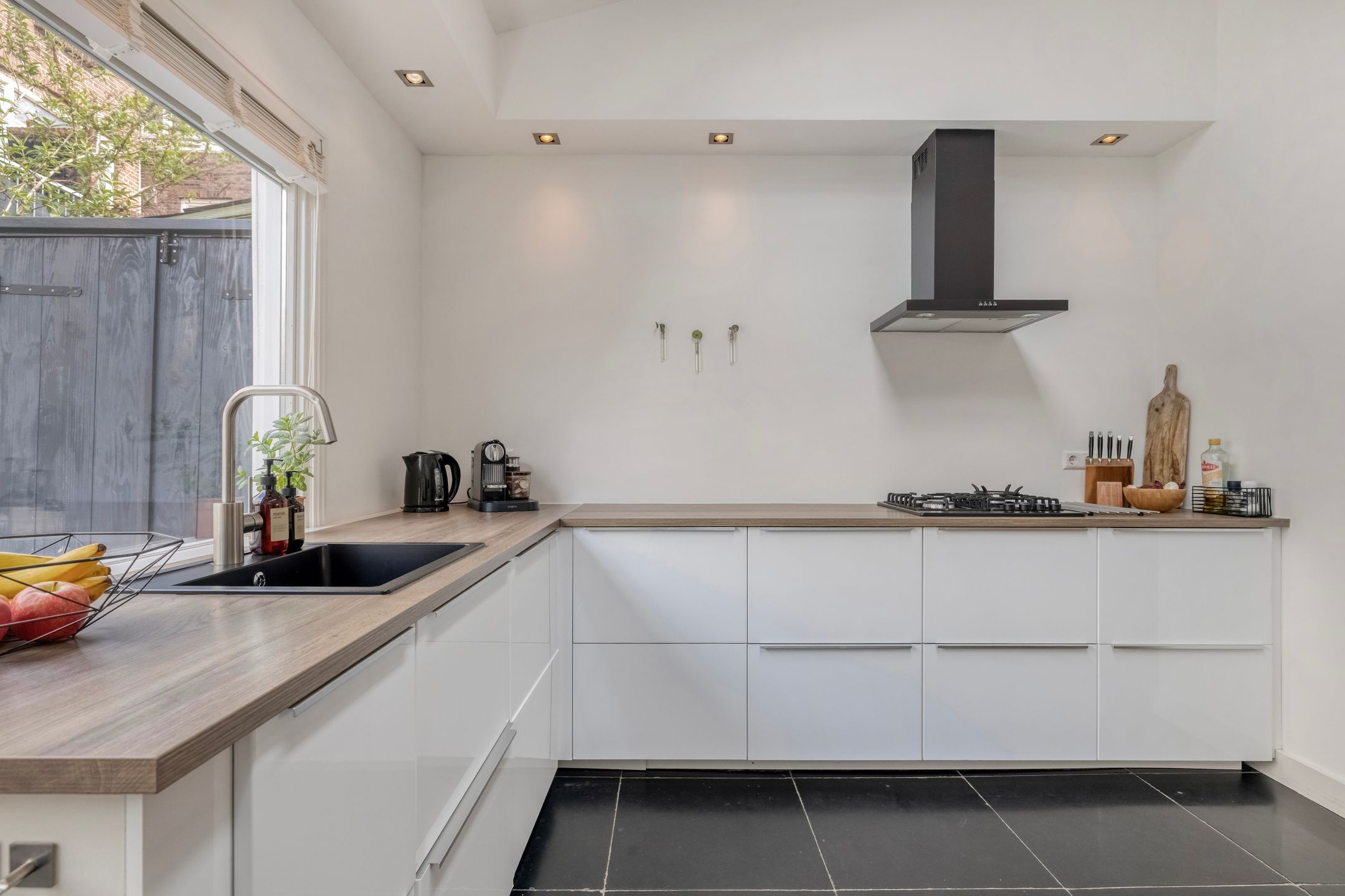 Photo 18 of Van Imhoffstraat 3