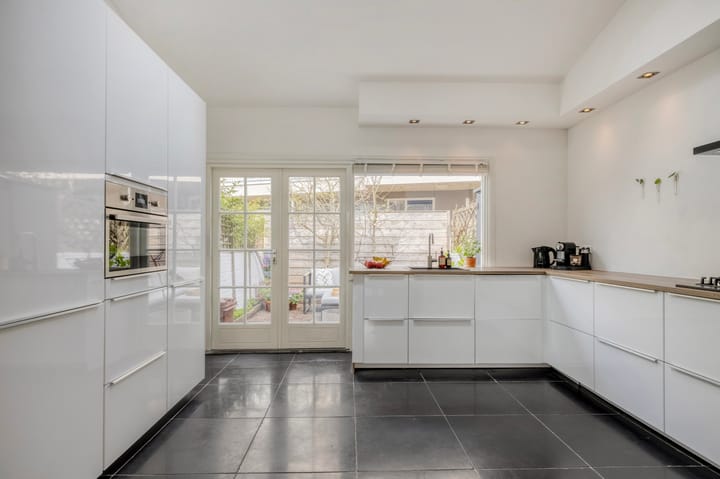 Photo 3 of Van Imhoffstraat 3