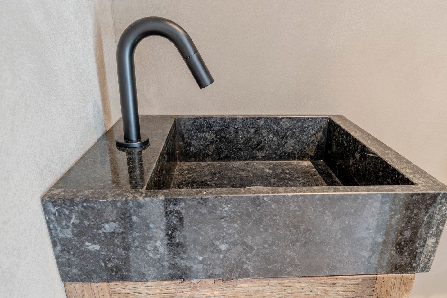 Photo 10 of Mendelweg 2