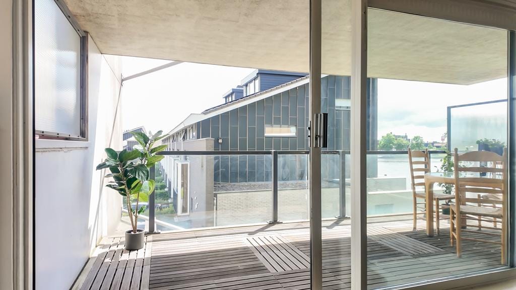 Waterfront apartment with panoramic views on Het Eiland Zaandam — 17
