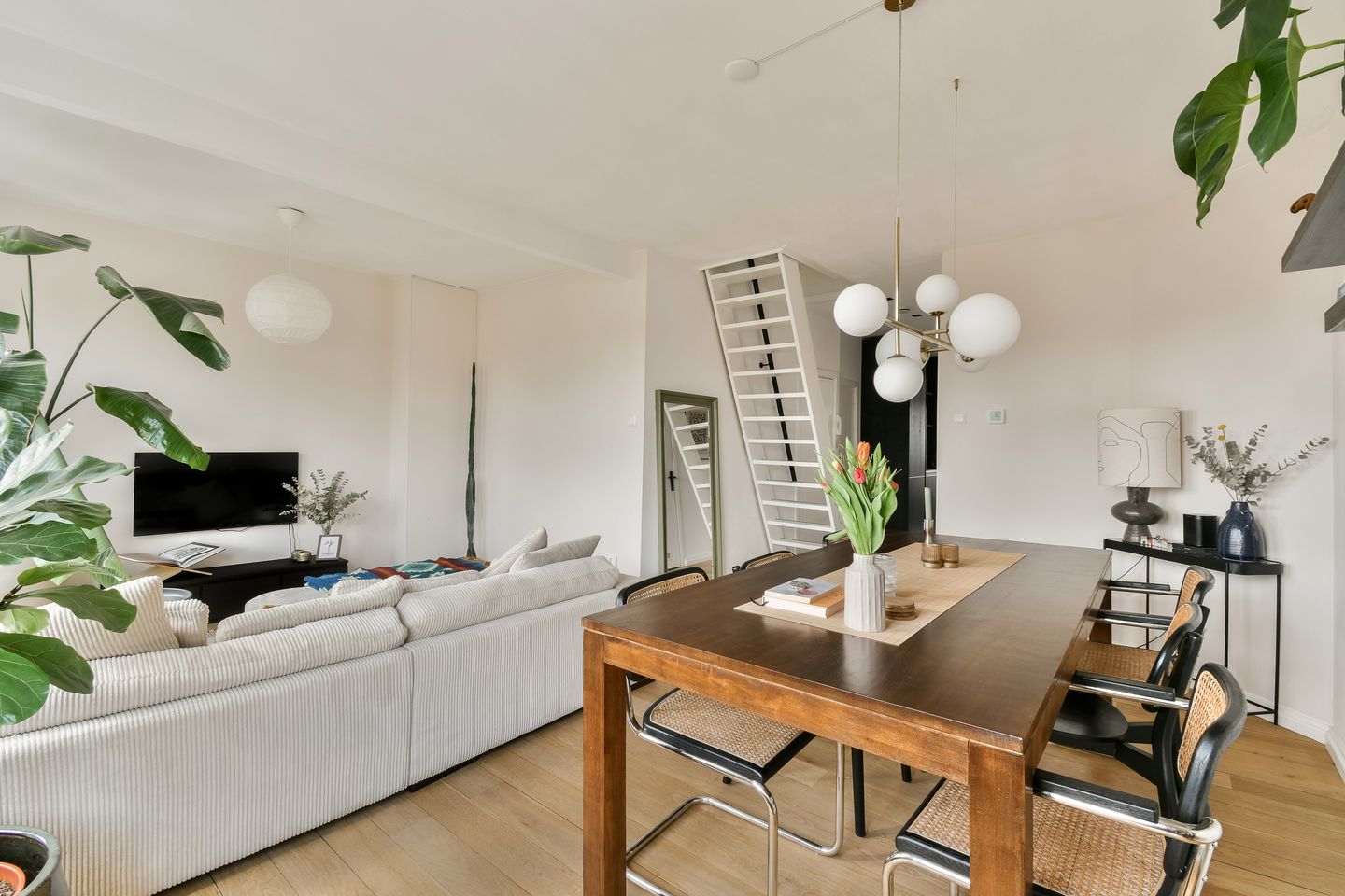 Foto 5 van Hoofddorpplein 37-3