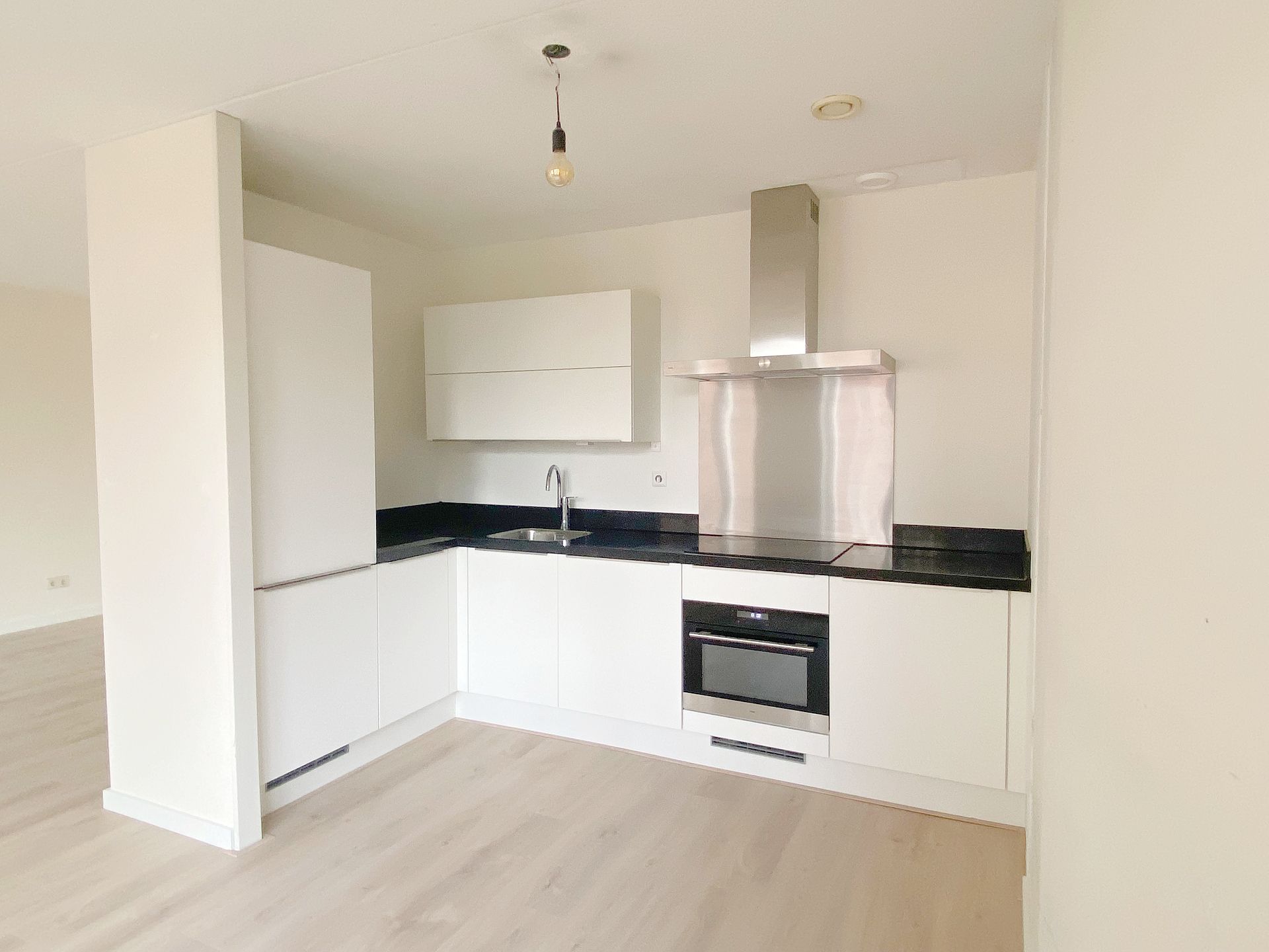 Photo 6 of Clioplein 38