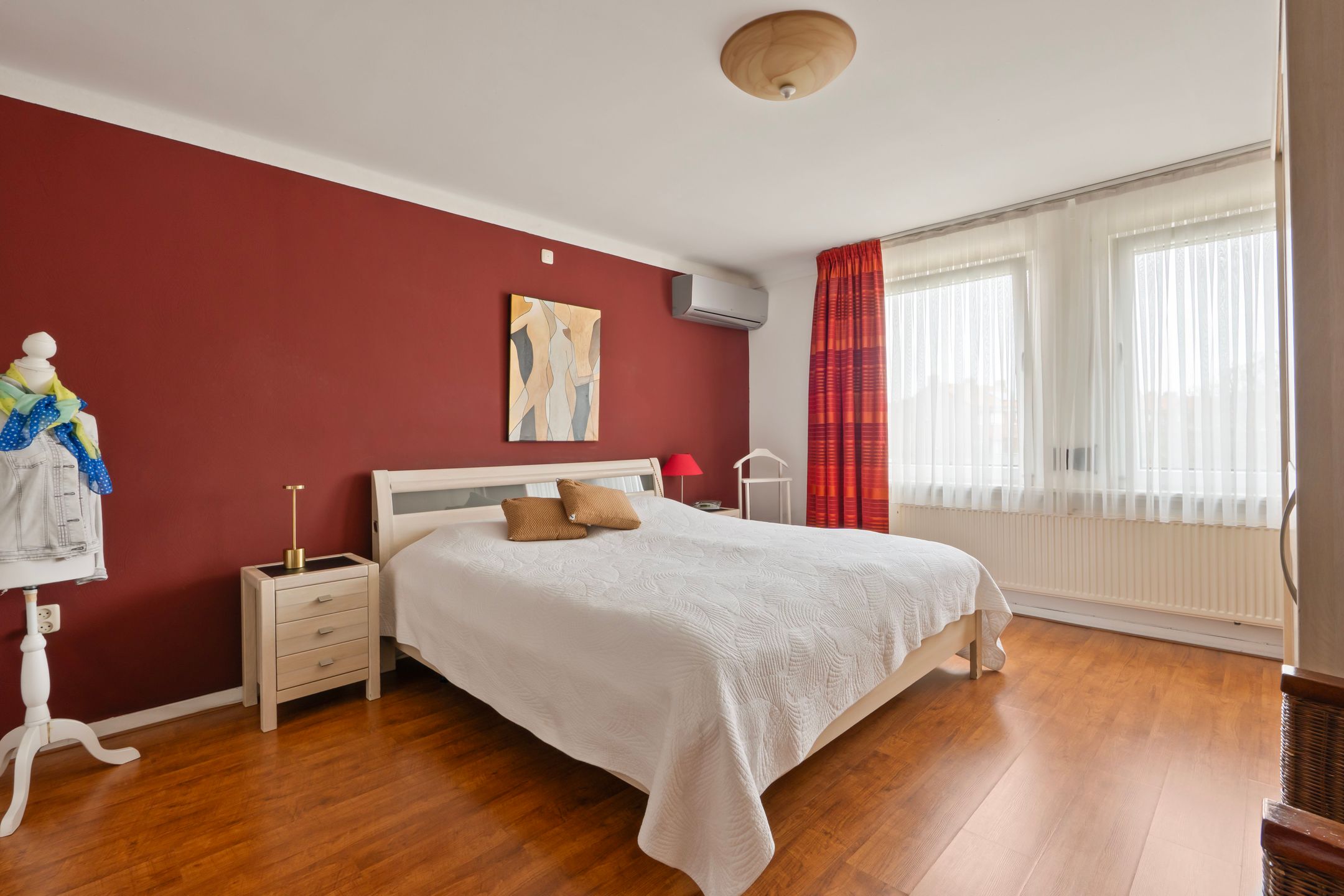 Photo 15 of Alberdingk Thijmstraat 20