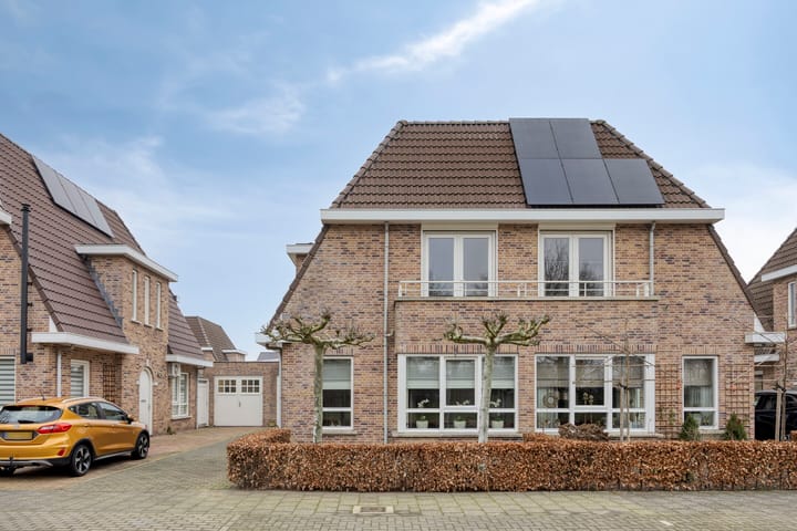 Photo 3 of Kastanjelaan 11