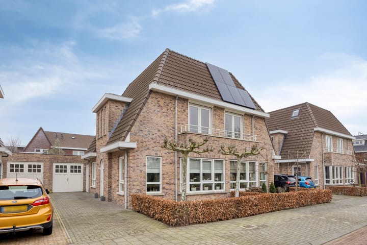 Photo 4 of Kastanjelaan 11