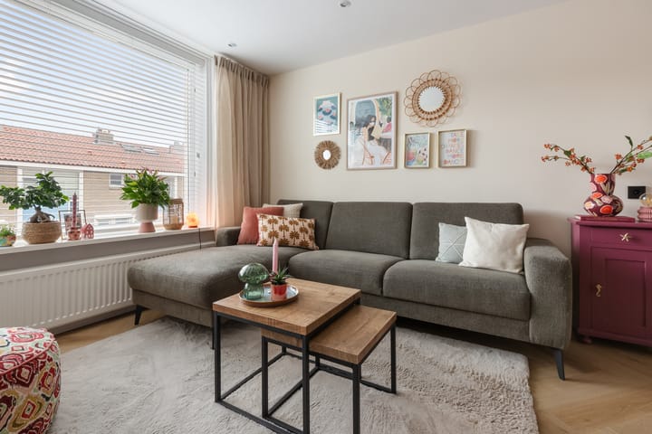 Photo 4 of J. van Galenstraat 12-A