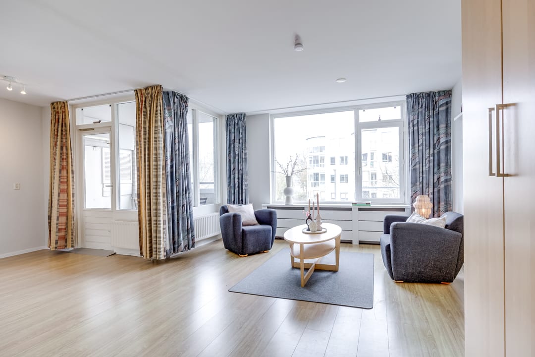 Foto 8 van Aartsbisschop Romerostraat 223