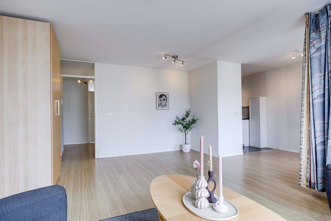 Foto 13 van Aartsbisschop Romerostraat 223