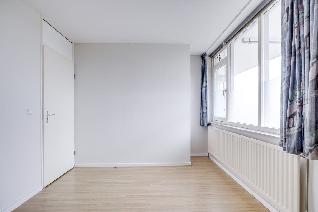 Foto 31 van Aartsbisschop Romerostraat 223