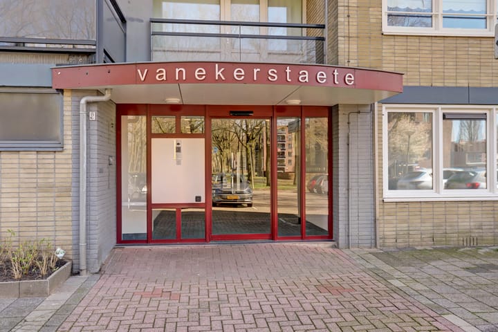 Photo 2 of Vanekerstraat 249