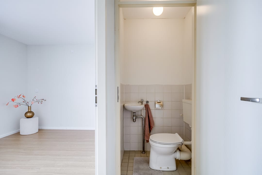 Foto 38 van Aartsbisschop Romerostraat 223