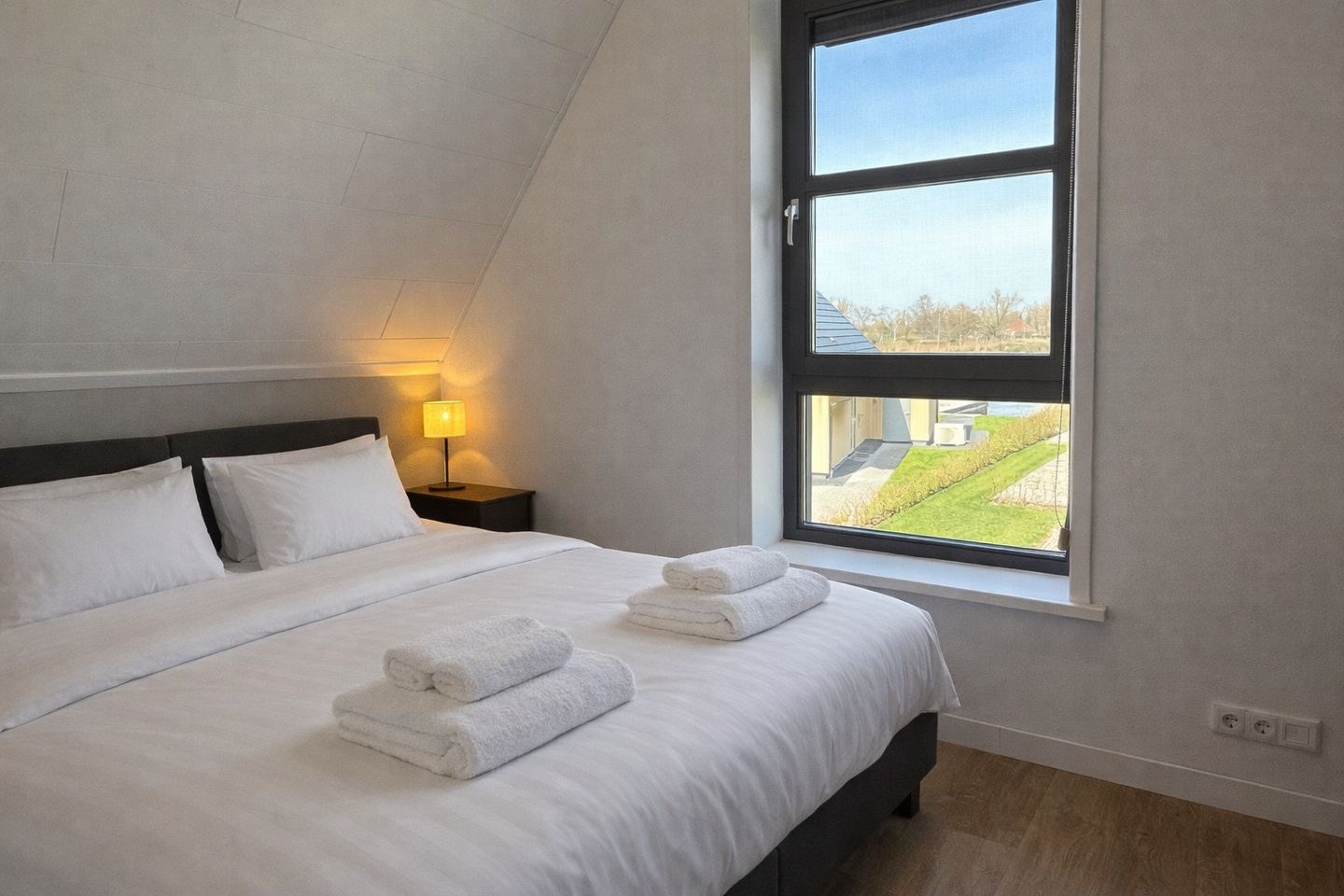 Foto 50 van A. de Graafweg 2