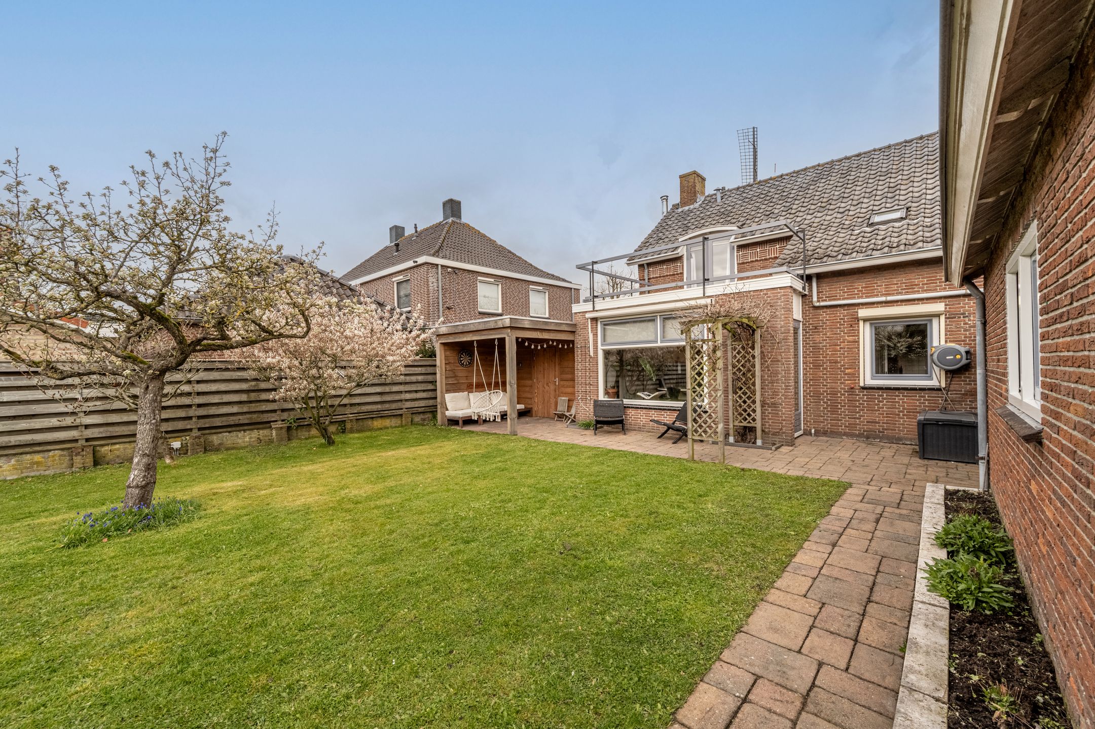 Foto 27 van van Koetsveldlaan 11