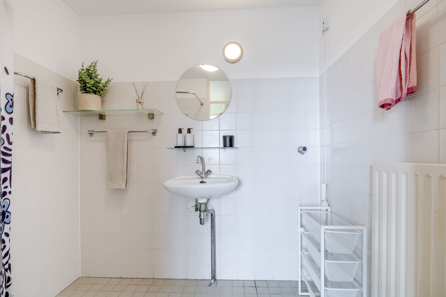 Foto 34 van Aartsbisschop Romerostraat 223