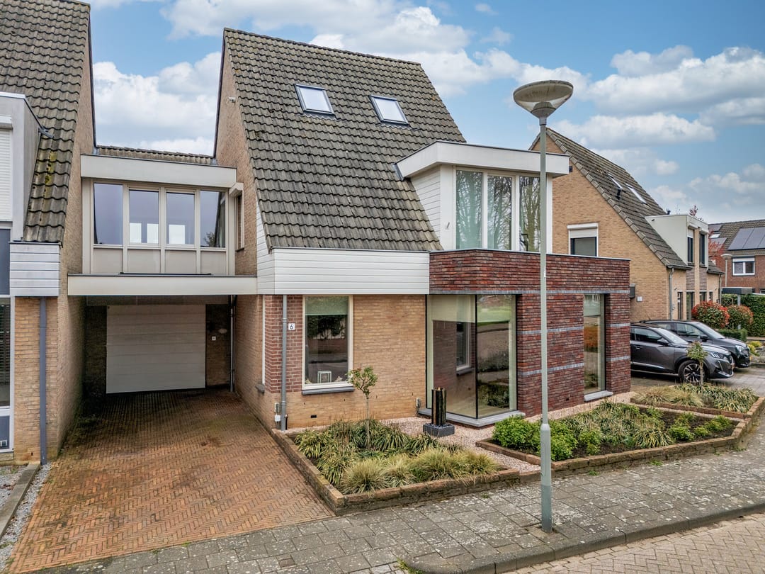 Photo 2 of Paulus Potterstraat 6