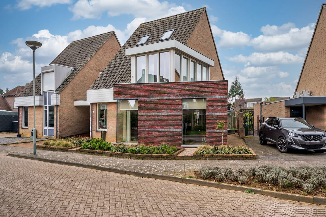 Photo 1 of Paulus Potterstraat 6
