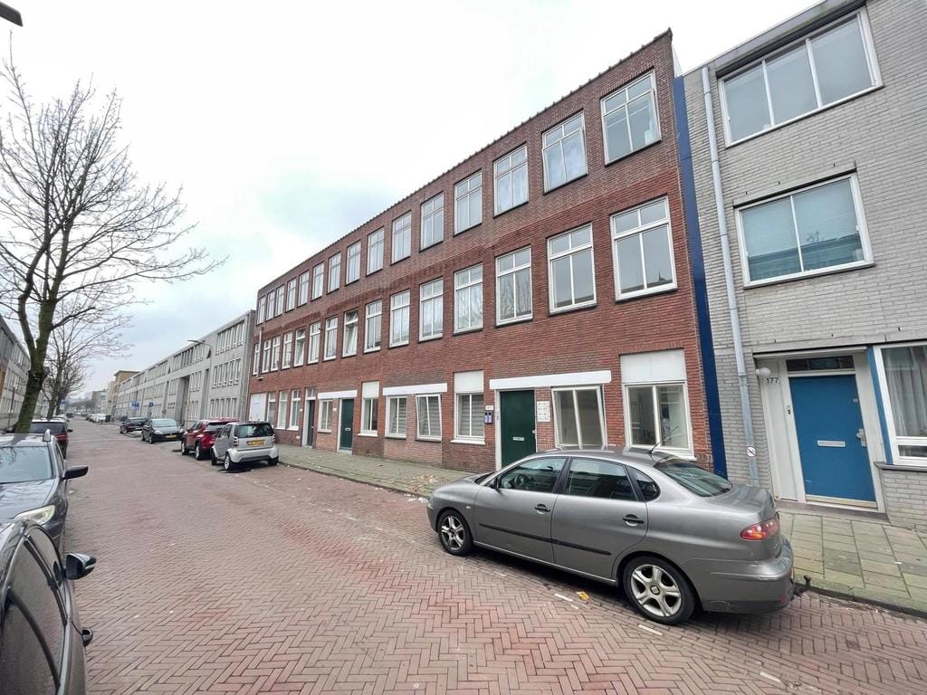 Photo 2 of Paulus Potterstraat 185-D