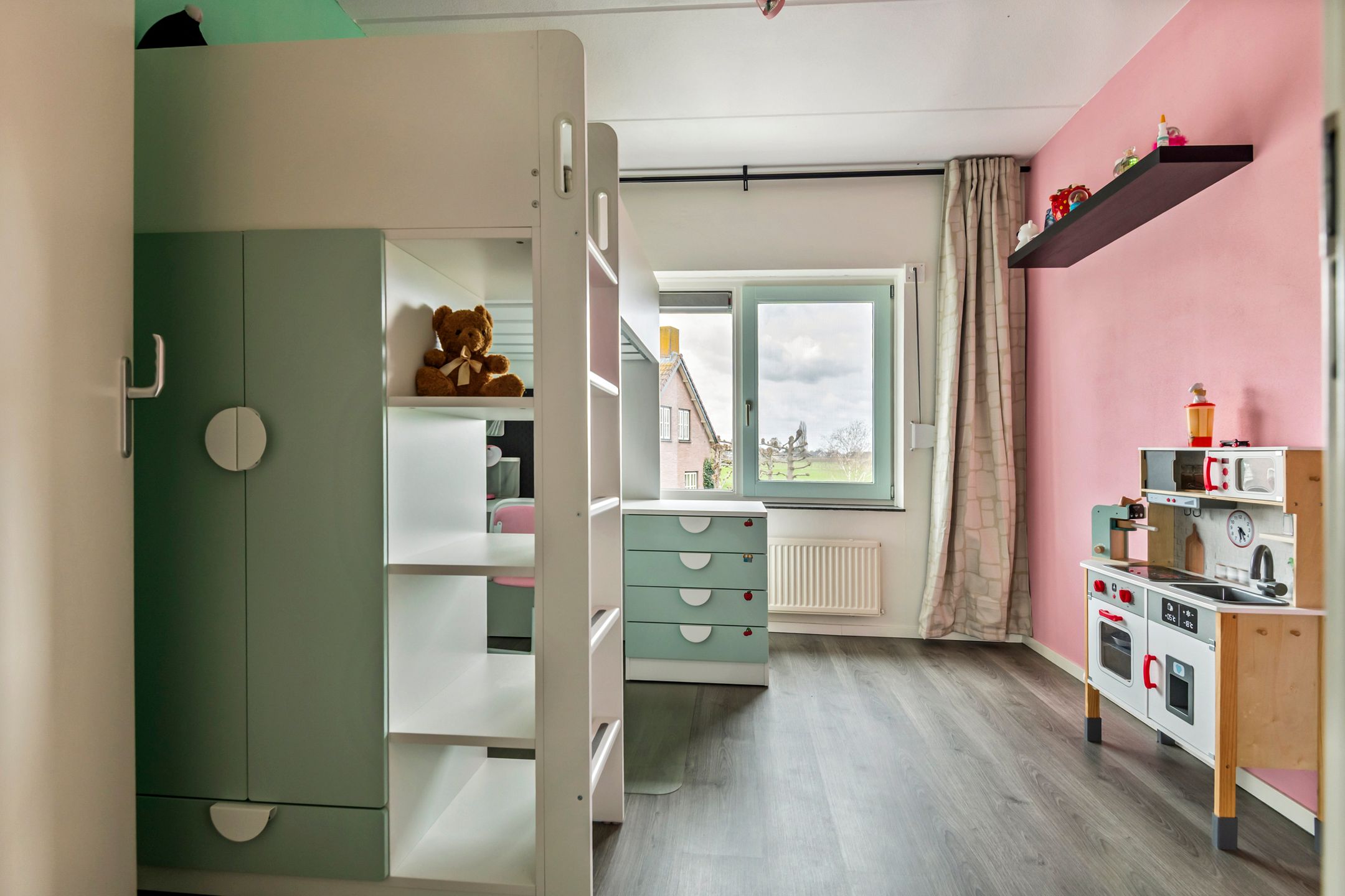 Foto 30 van Hooge Waard 15